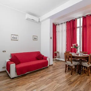 https://house-serena.it-romehotels.com
